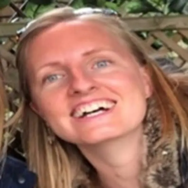 Dr Kirsty Loweth